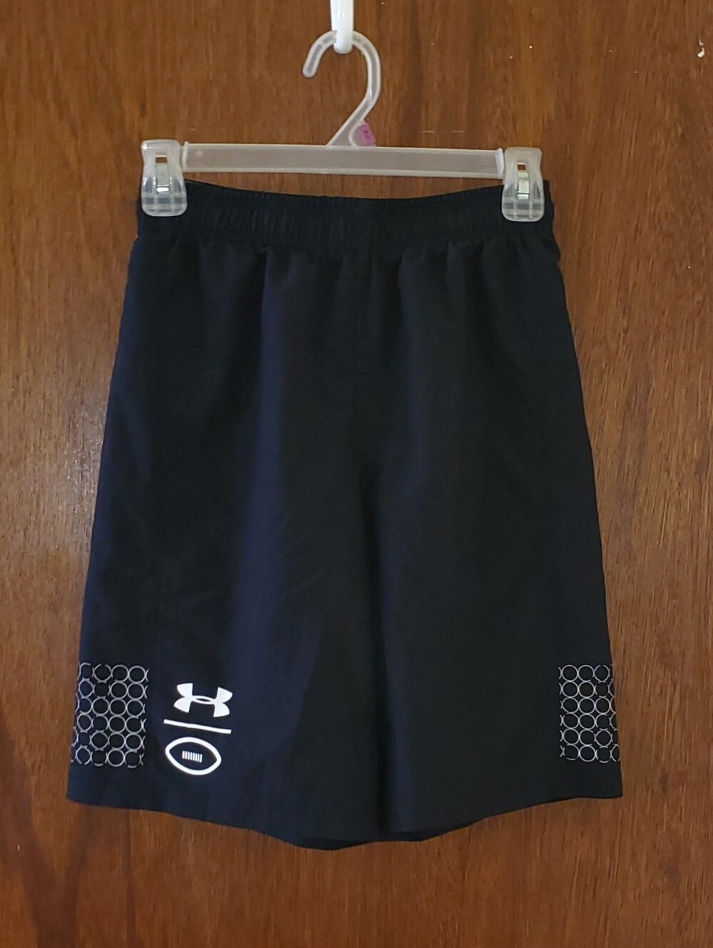 Under Armour Black Athletic Training Shorts Sz Youth Large